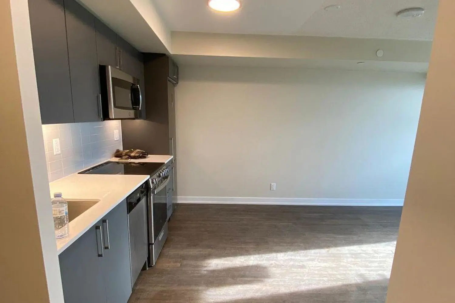 Additional image 5 of 38 Monte Kwinter Court 515