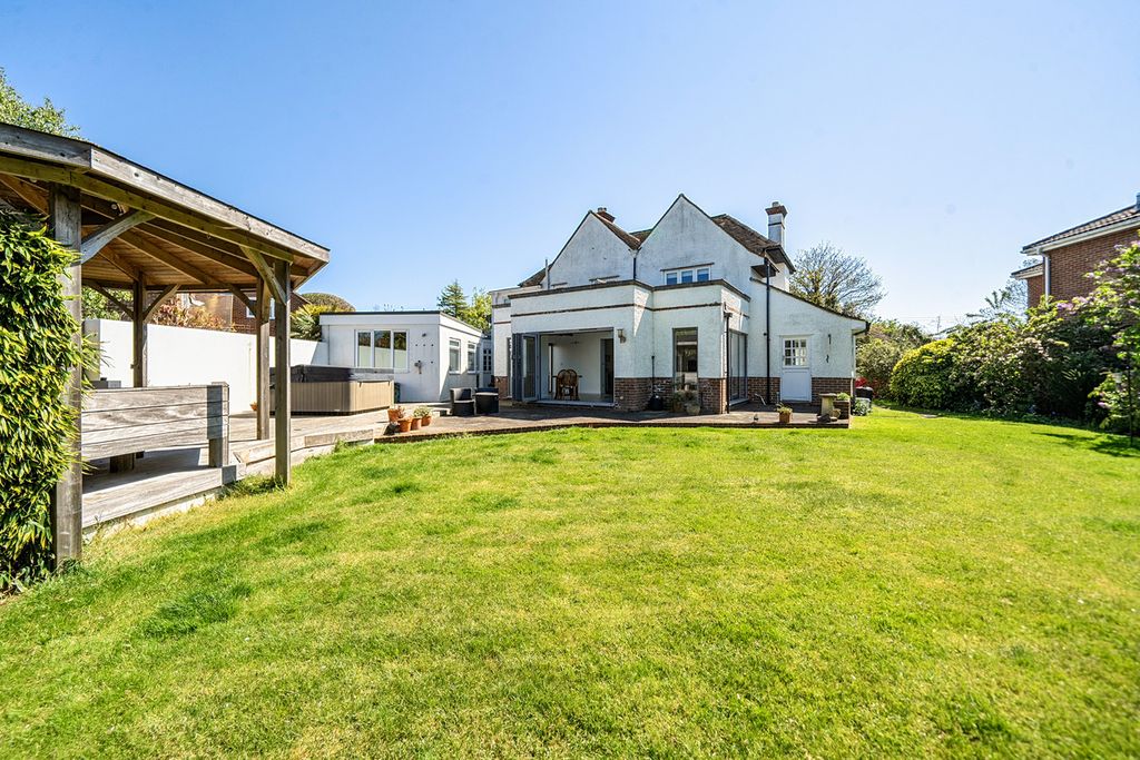 Additional image 31 of 4 bed detached house for saleSt Catherines Road, Hayling Island PO11