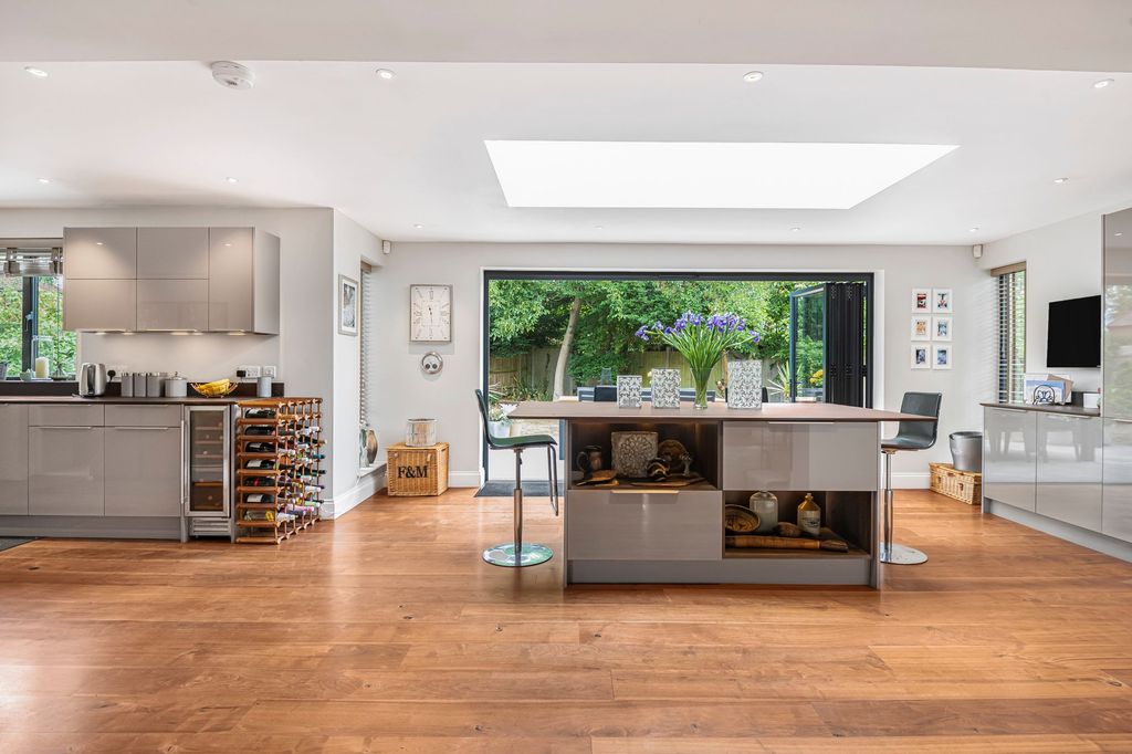 Additional image 3 of 5 bed detached house for saleSt. Andrews Road, Henley-On-Thames RG9