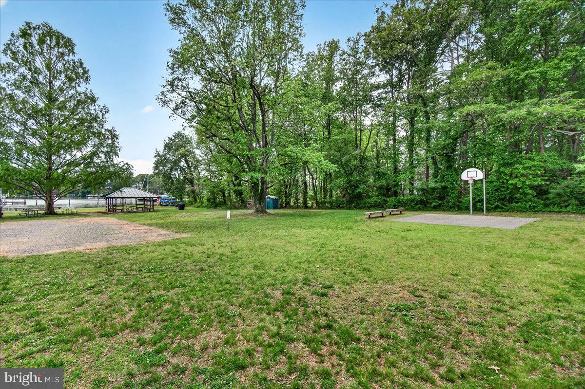 Additional image 100 of 3847 Holly Drive, Edgewater, MD 21037