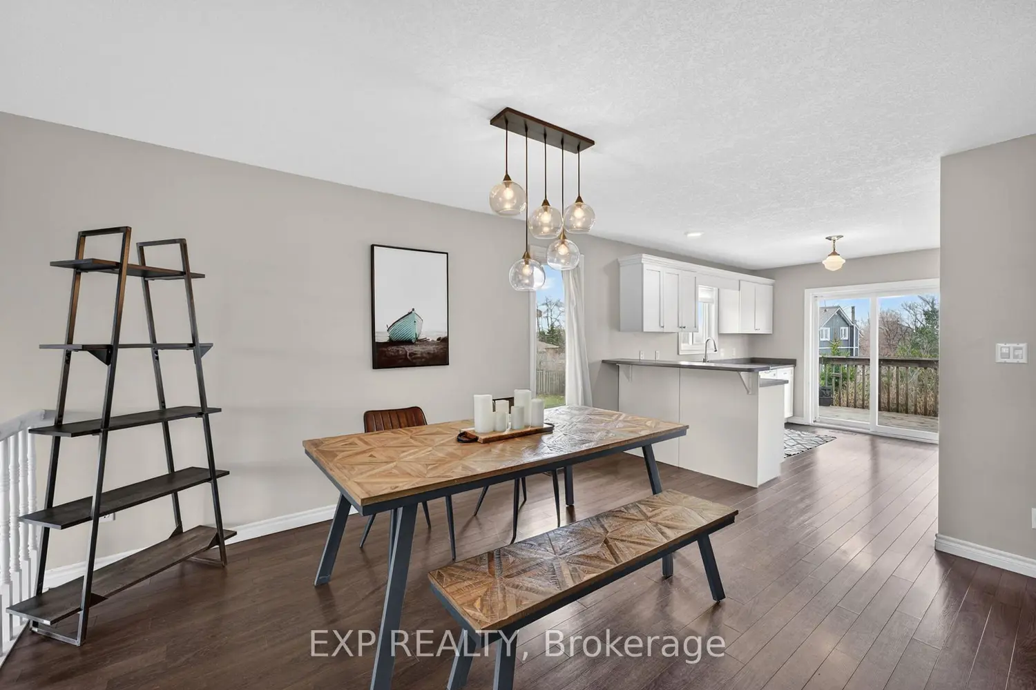 57 Lake Breeze Court photo 5