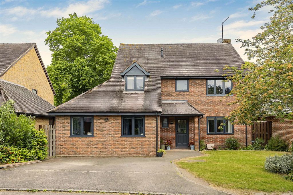 5 bed detached house for salePearces Orchard, Henley-On-Thames RG9