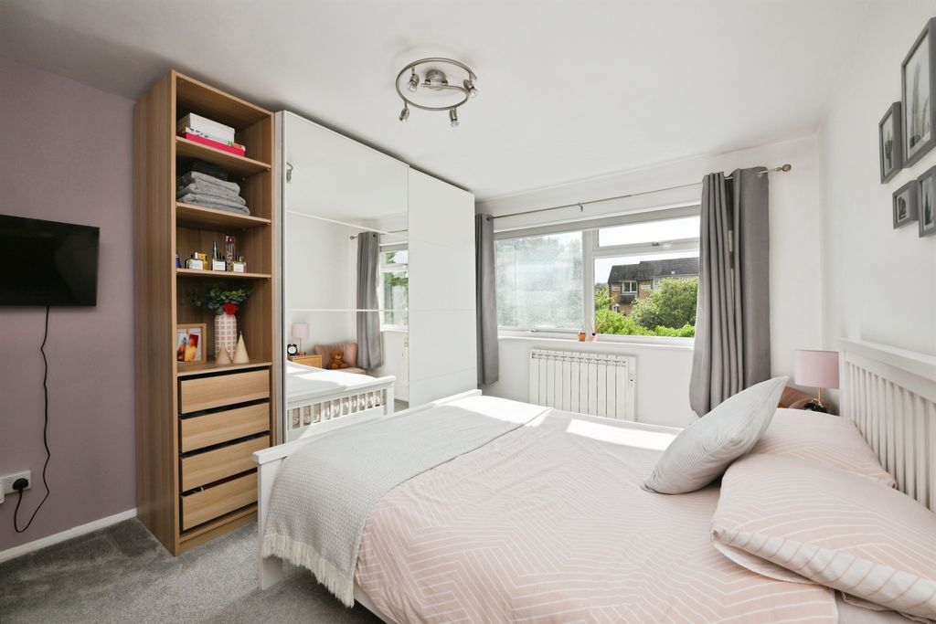 Additional image 9 of 3 bed flat for saleRiversmeet, Hertford SG14