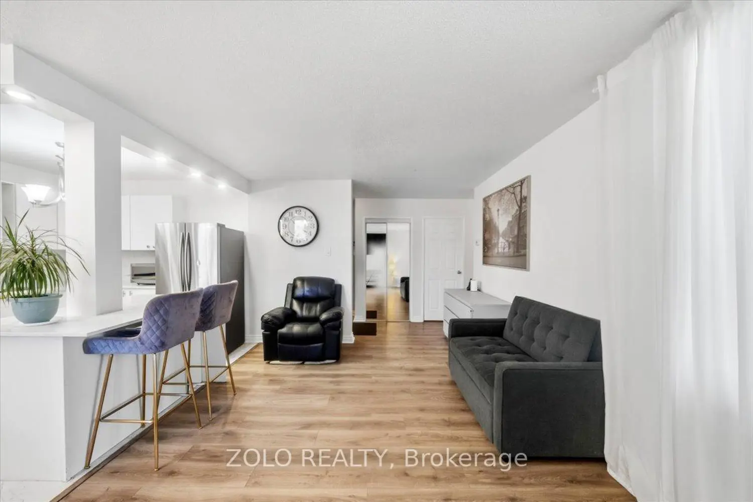 2345 Confederation Parkway 203