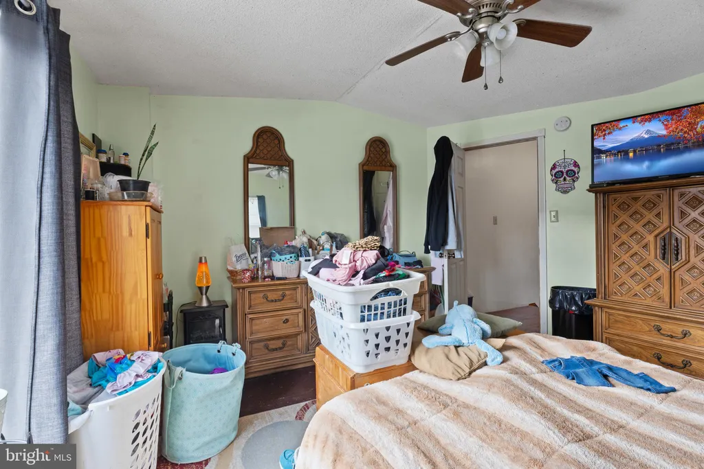 Additional image 28 of 817 Grant Street, Pottsville, PA 17901