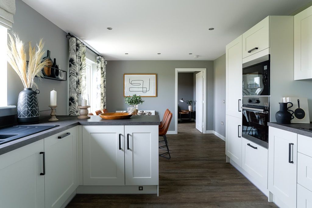 5 bed detached house for sale"The Wallace - Plot 49" at Oakwood Grove, Meikle Earnock Road, Brackenhill, Hamilton ML3 photo 4