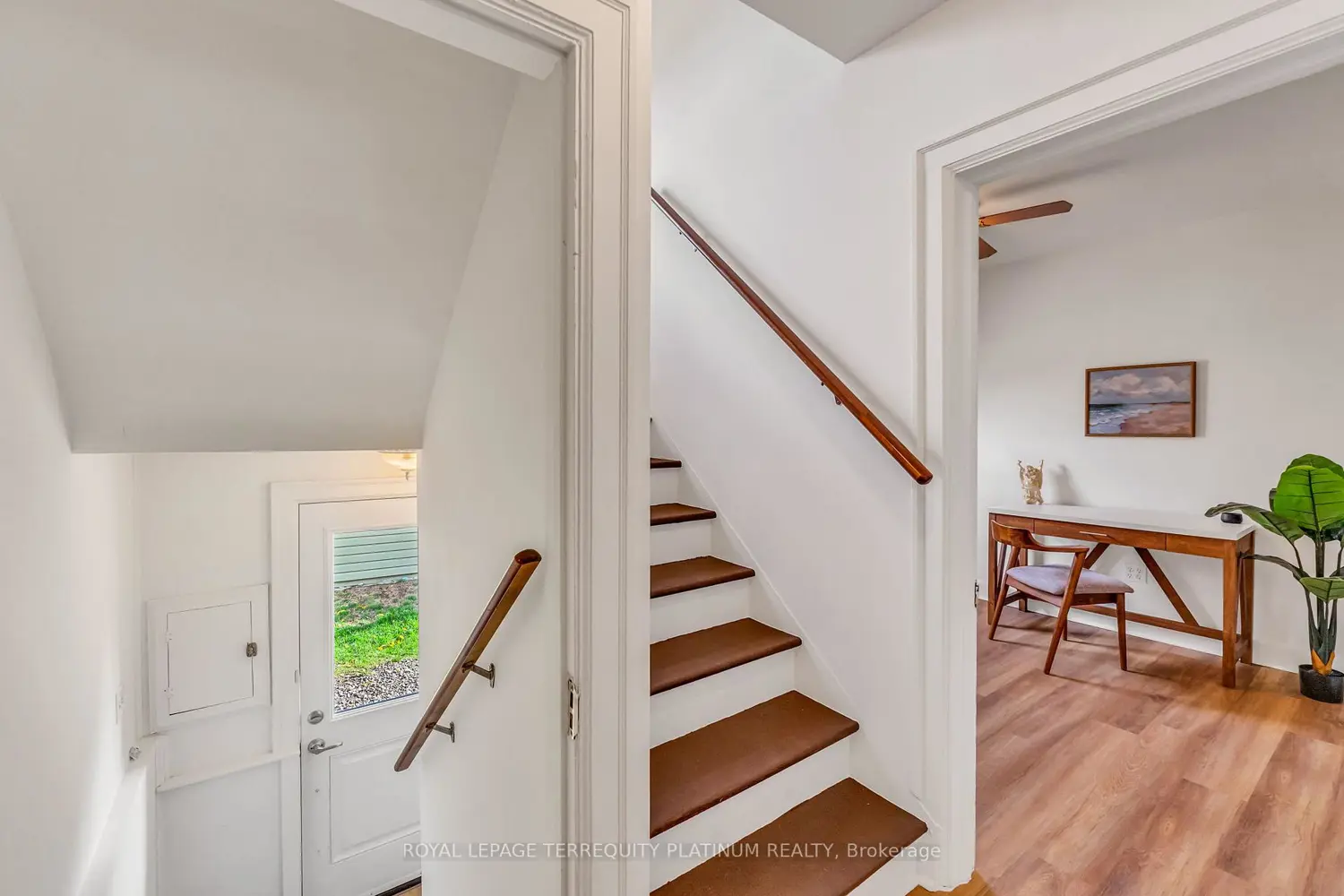 10 Locarno Avenue photo 4