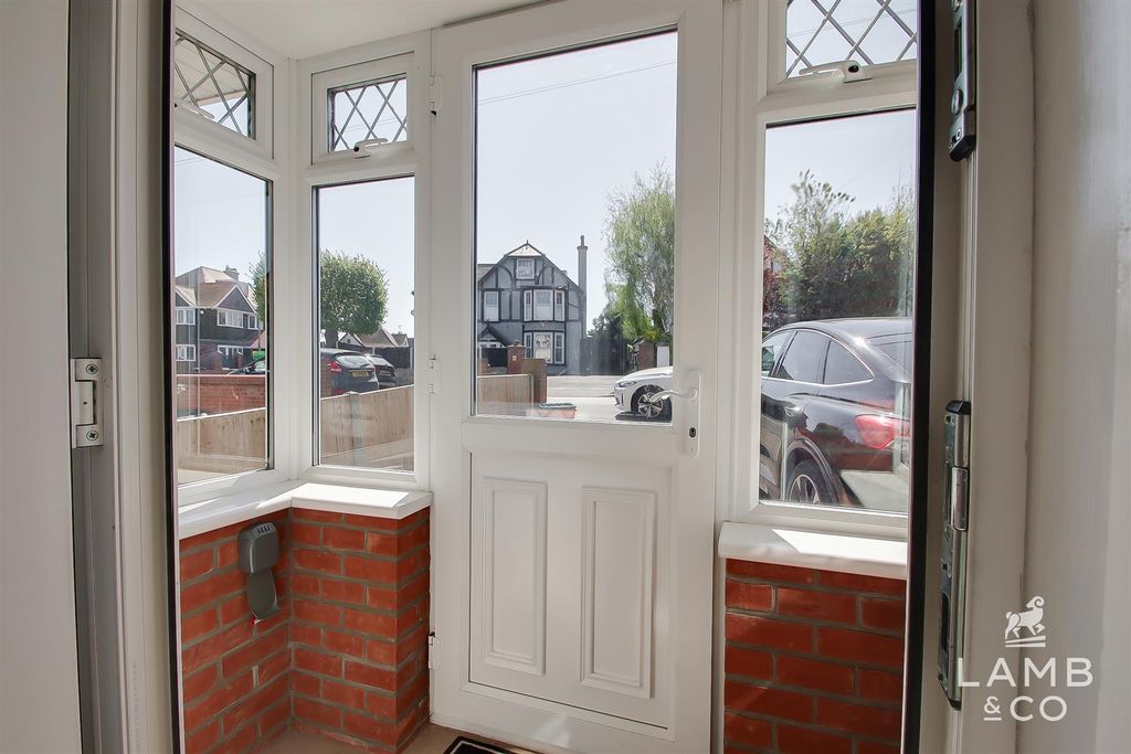 Additional image 52 of 5 bed detached house for saleFronks Road, Dovercourt CO12