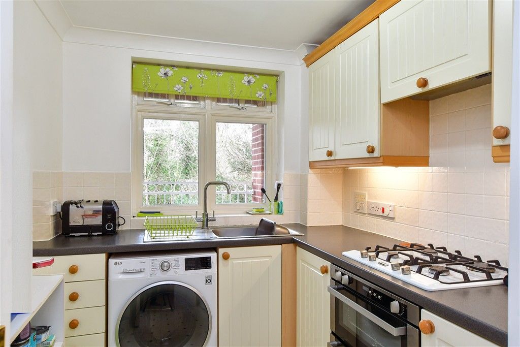 Additional image 5 of 2 bed flat for saleClays Hill, Bramber, Steyning, West Sussex BN44