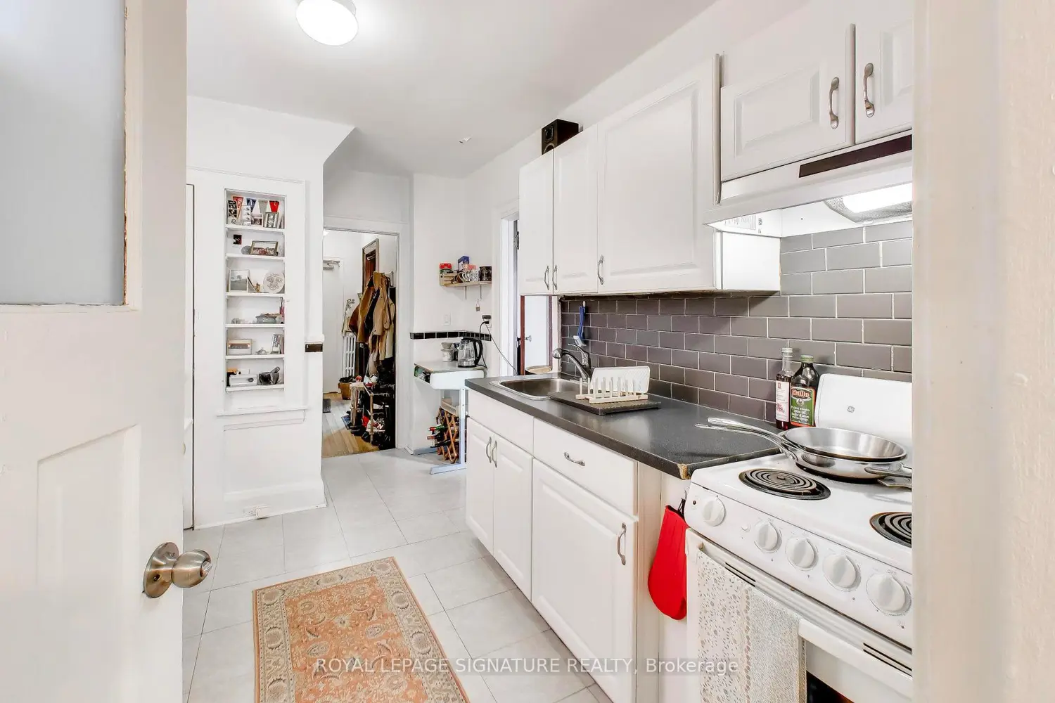 300 Concord Avenue photo 5