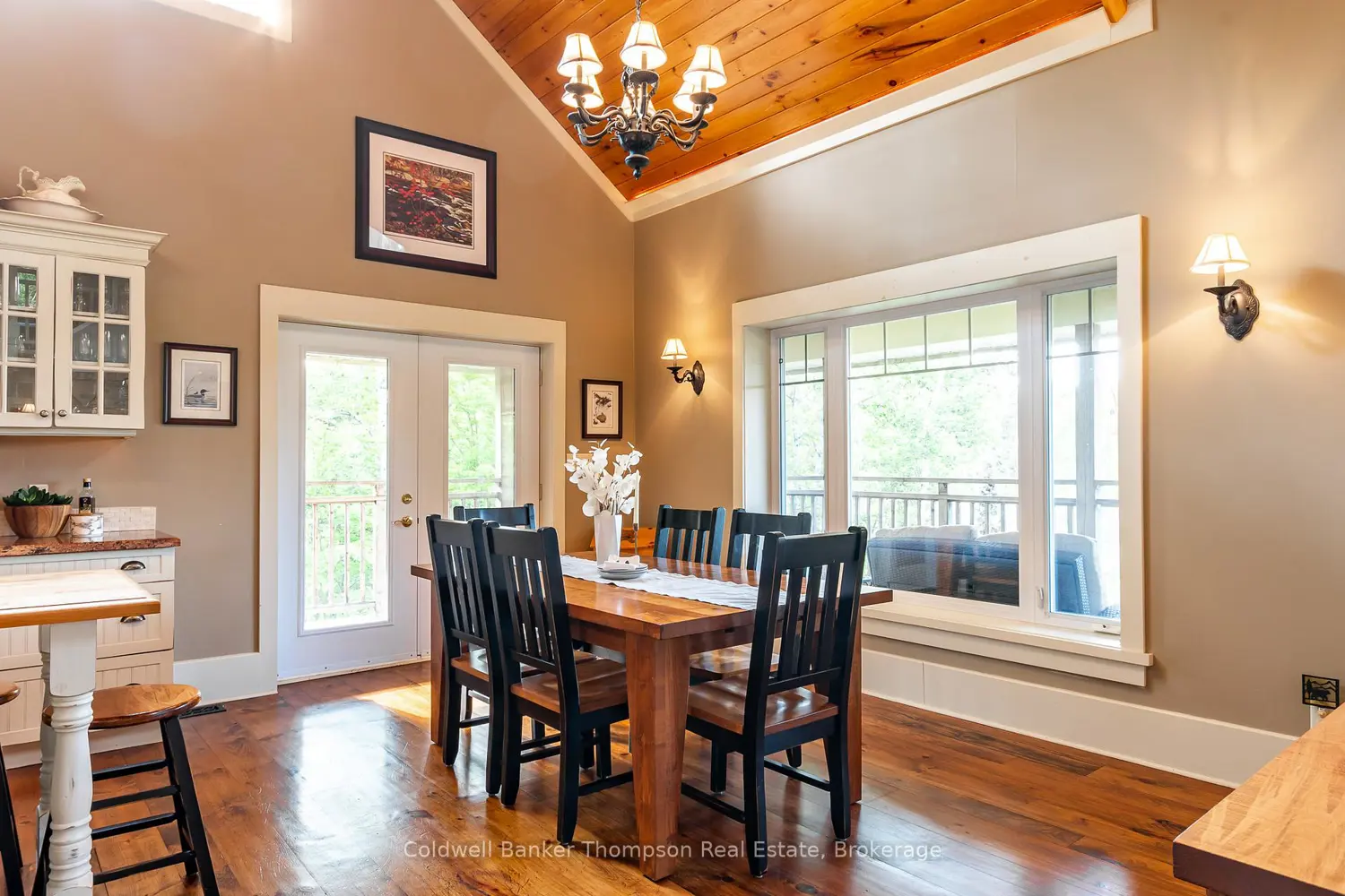 21 Deerhurst Highlands Drive photo 2