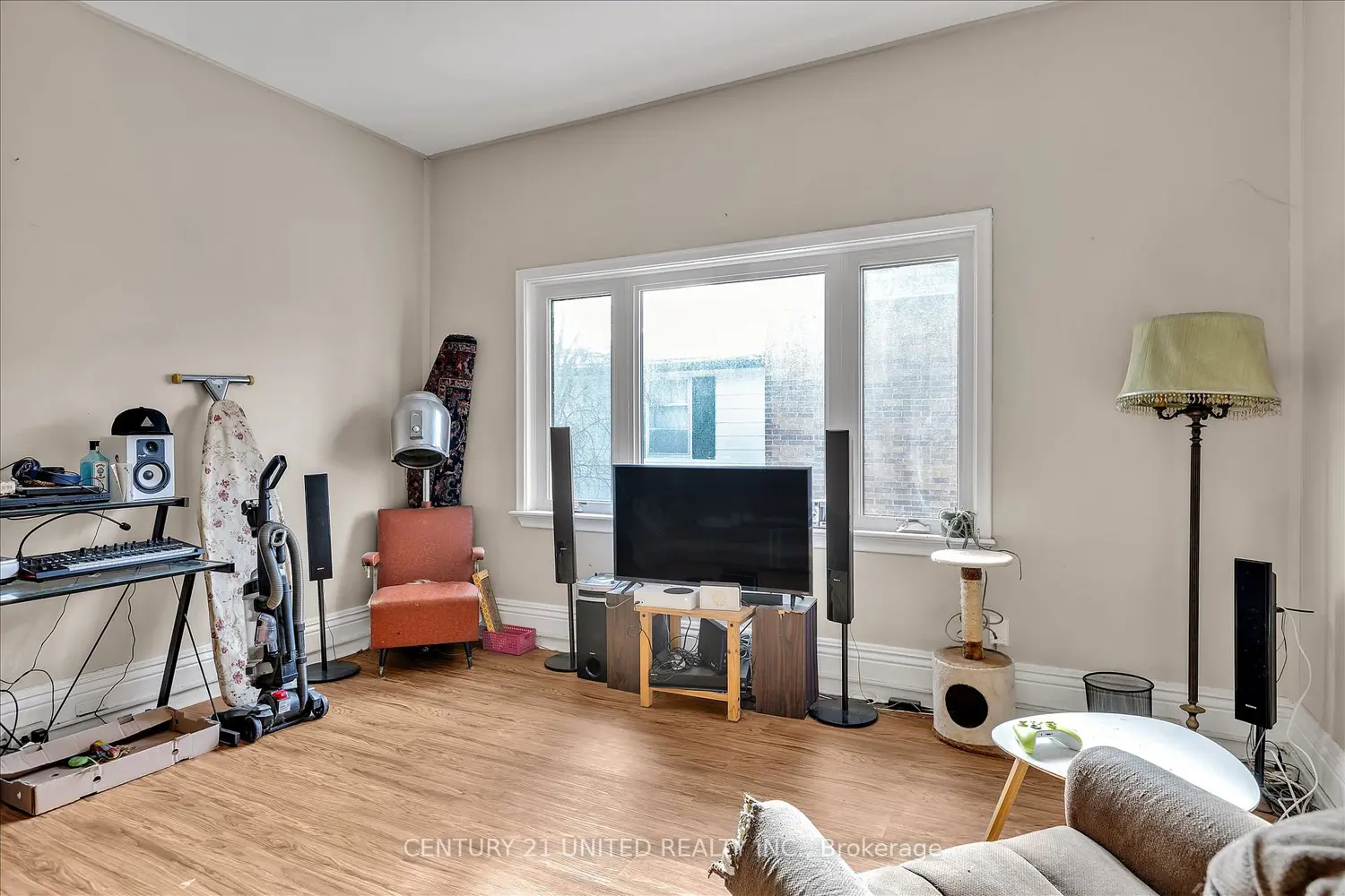 550 Aylmer Street photo 3
