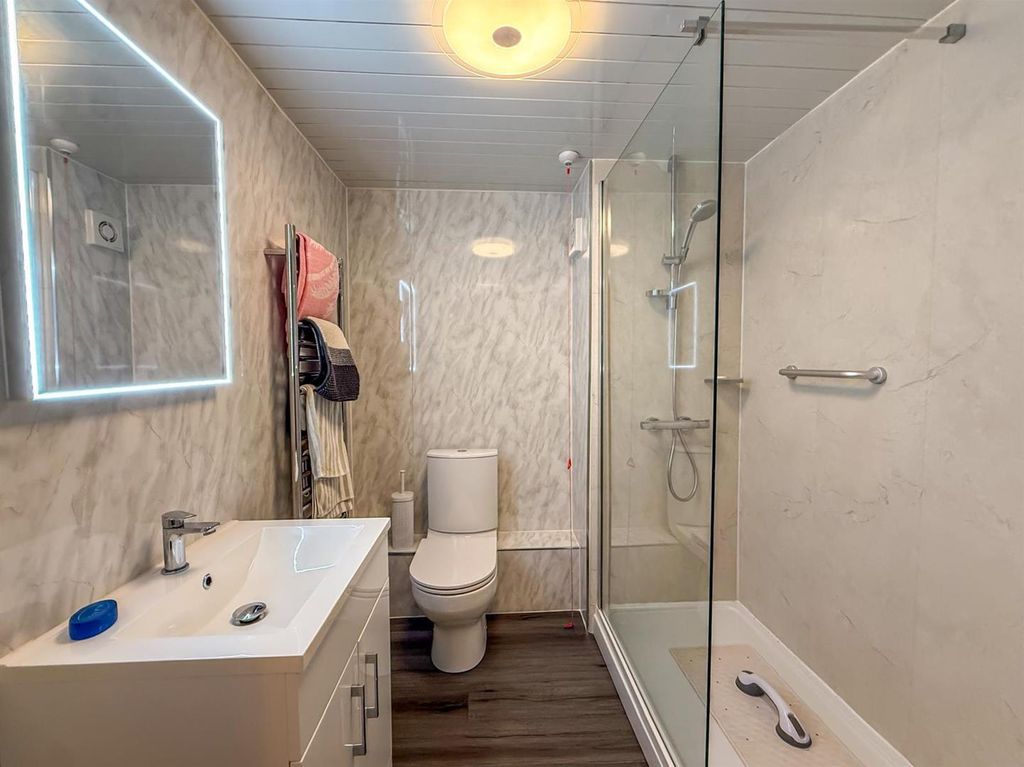 Additional image 9 of 1 bed flat for saleHardwick Mount, Buxton SK17