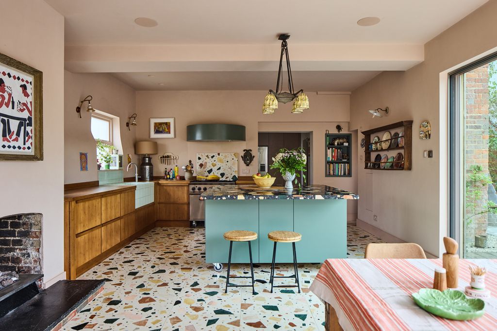 Additional image 3 of 5 bed terraced house for saleDenmark House, Henley-On-Thames, Oxfordshire RG9