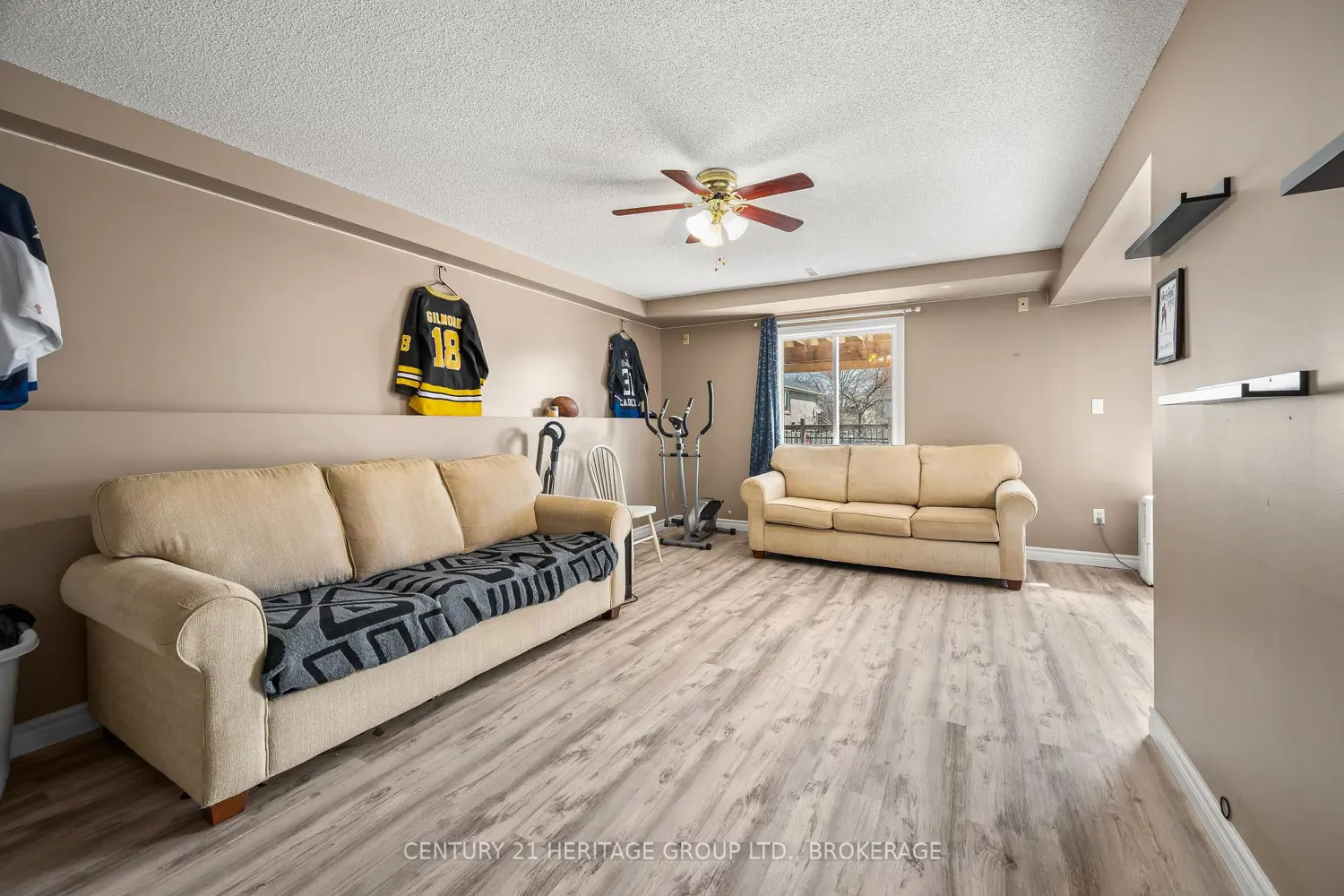 79 Speers Boulevard photo 5