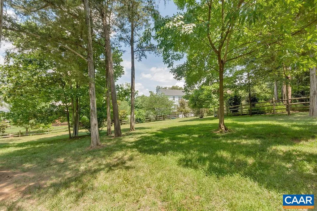315 Pleasant Pl, Charlottesville, VA 22911