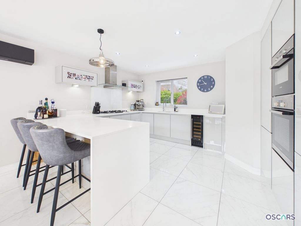 Additional image 3 of 4 bed detached house for saleCliff Road, Hessle HU13