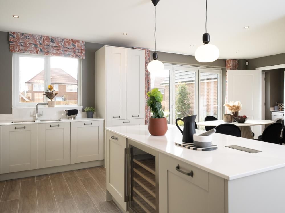 Additional image 4 of 4 bed detached house for sale"Harrogate" at Bartons Road, Havant PO9