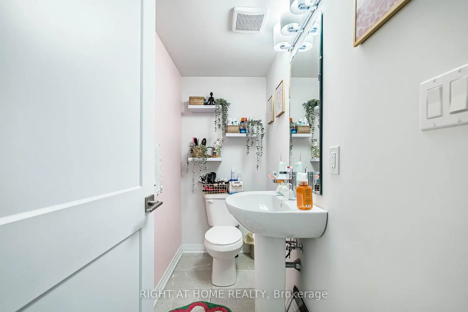 Additional image 4 of 51 Sparrow Avenue 96