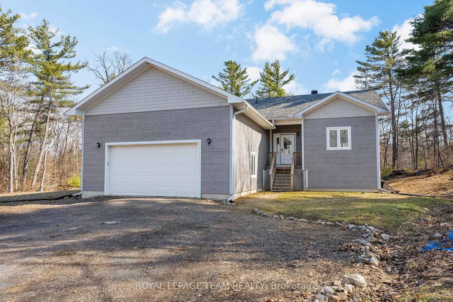 803 Barrett Chute Road photo 4