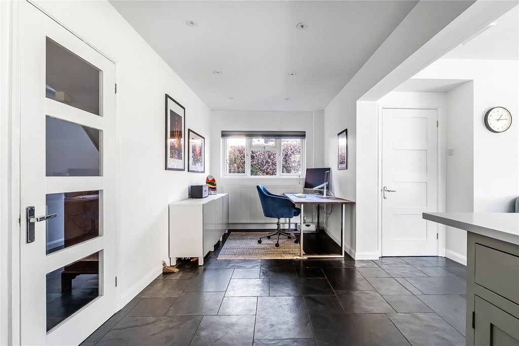 Additional image 18 of 4 bed detached house for saleHindhead, Surrey GU26