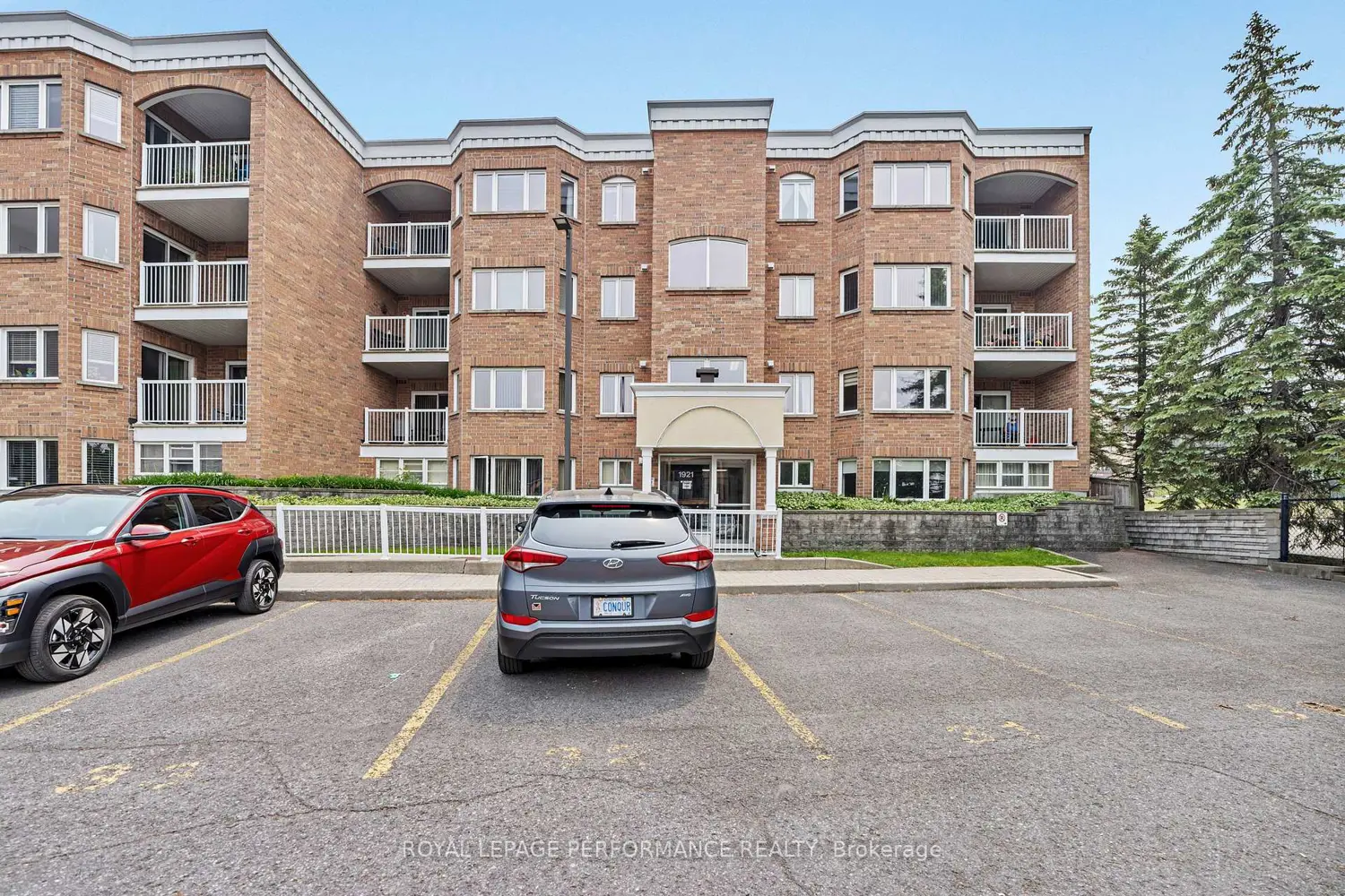 1921 St Joseph Boulevard 203 photo 2
