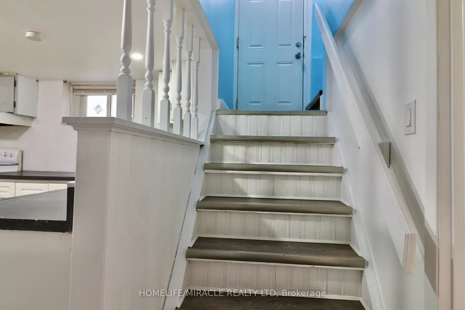 Additional image 19 of 80 Roseview Avenue