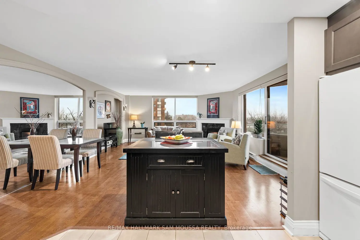 Additional image 7 of 3105 Carling Avenue 504