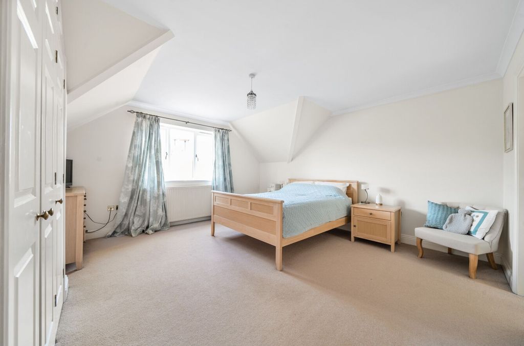 Additional image 11 of 4 bed detached house for salePembury Road, Havant PO9