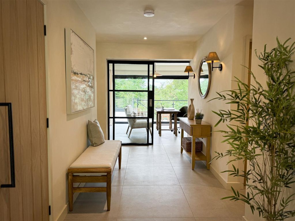 Additional image 10 of 5 bed detached house for saleChurt Road, Hindhead GU26
