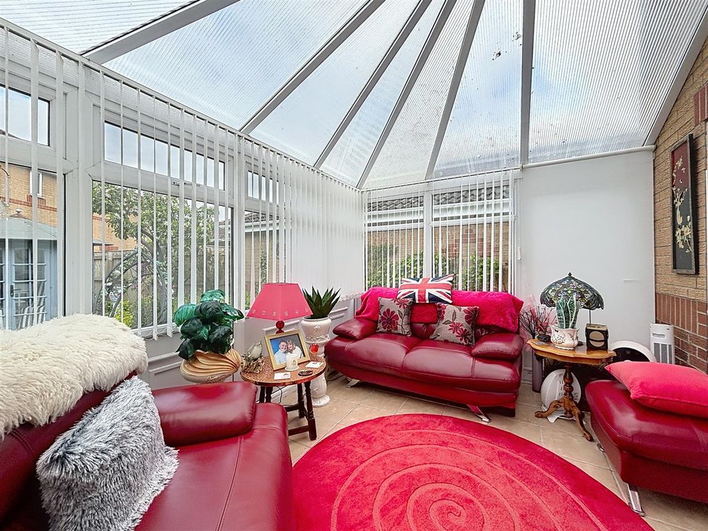 Additional image 4 of 4 bed detached house for saleCheyne Garth, Hornsea HU18