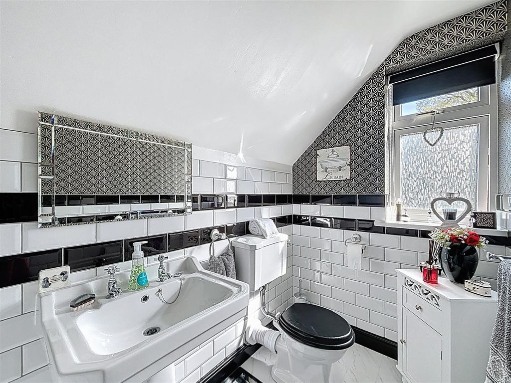 Additional image 28 of 4 bed detached bungalow for saleStrawberry Gardens, Hornsea HU18