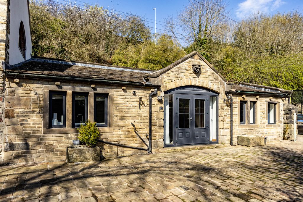 Additional image 2 of 13 bed property for saleRookery Lane, Salterhebble, Halifax HX3