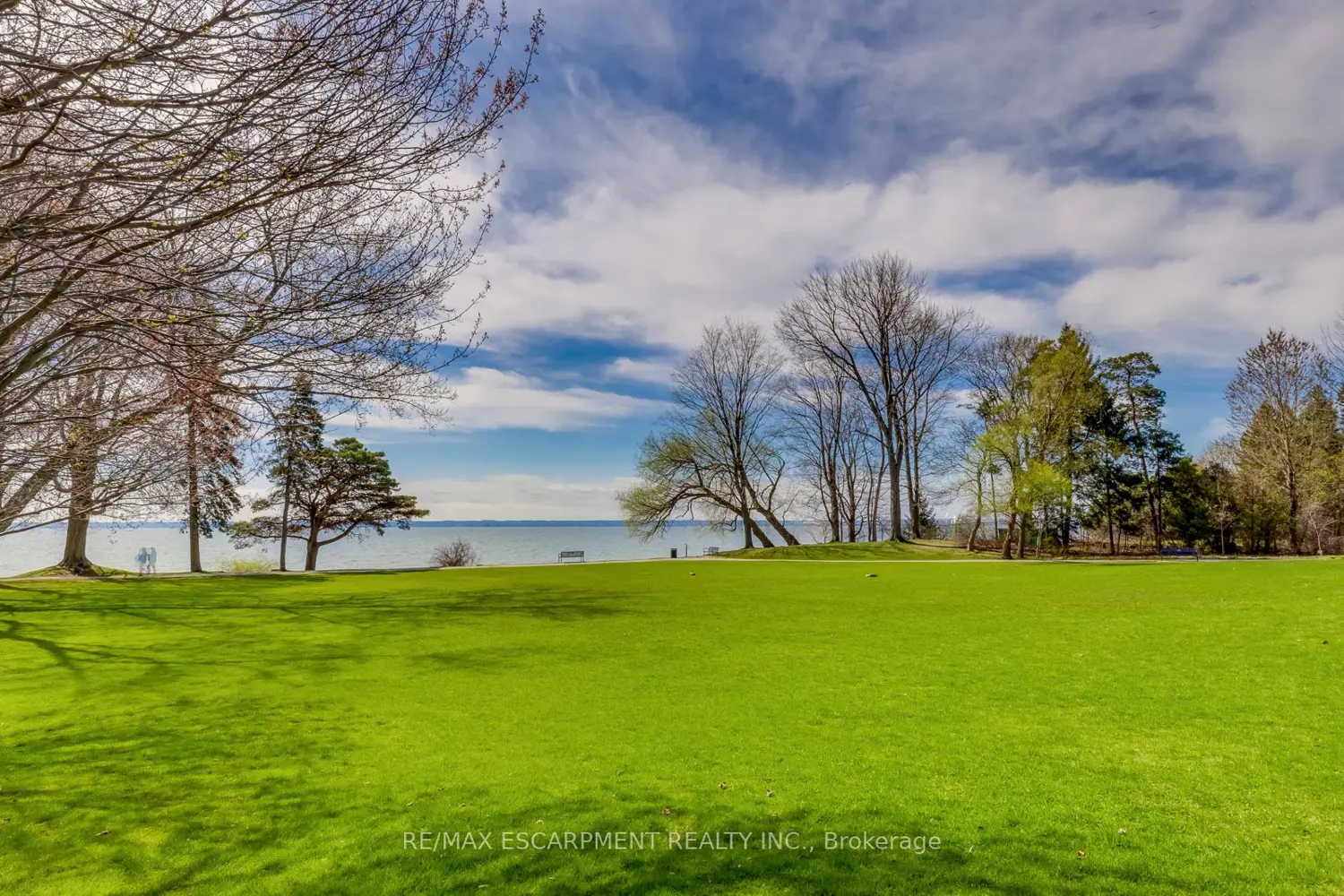 4306 Lakeshore Road photo 4
