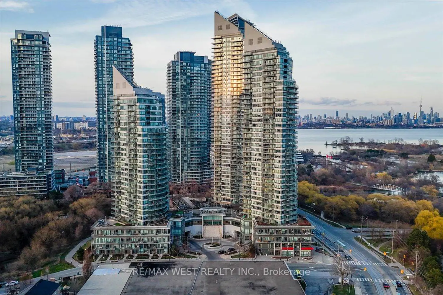 Additional image 19 of 2240 Lake Shore Boulevard 3302