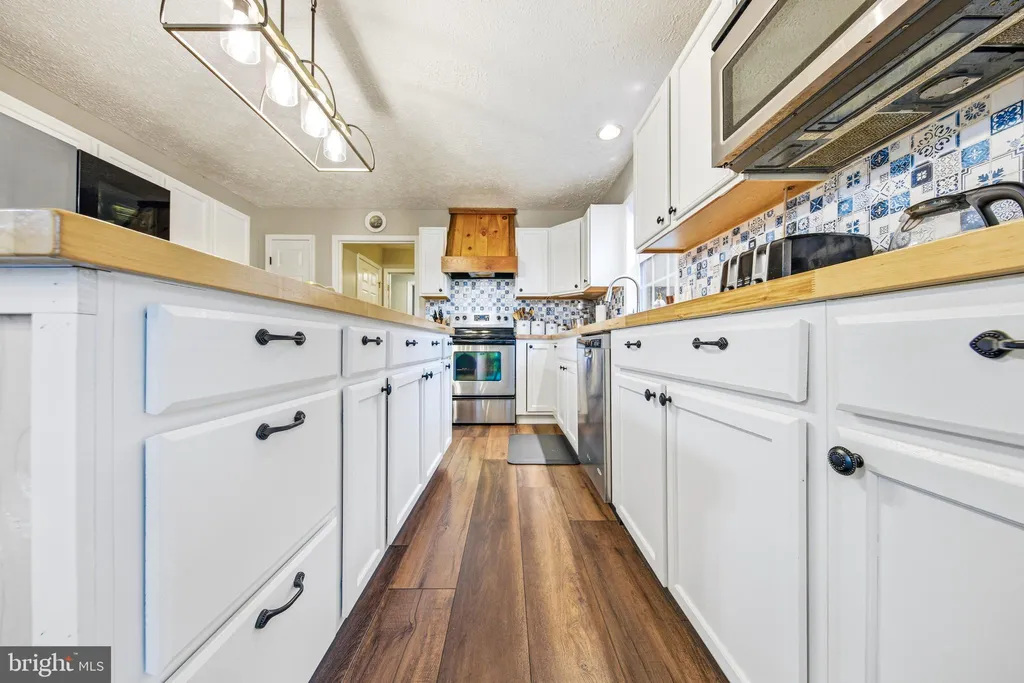 Additional image 13 of 2645 Dry Run Road, Luray, VA 22835