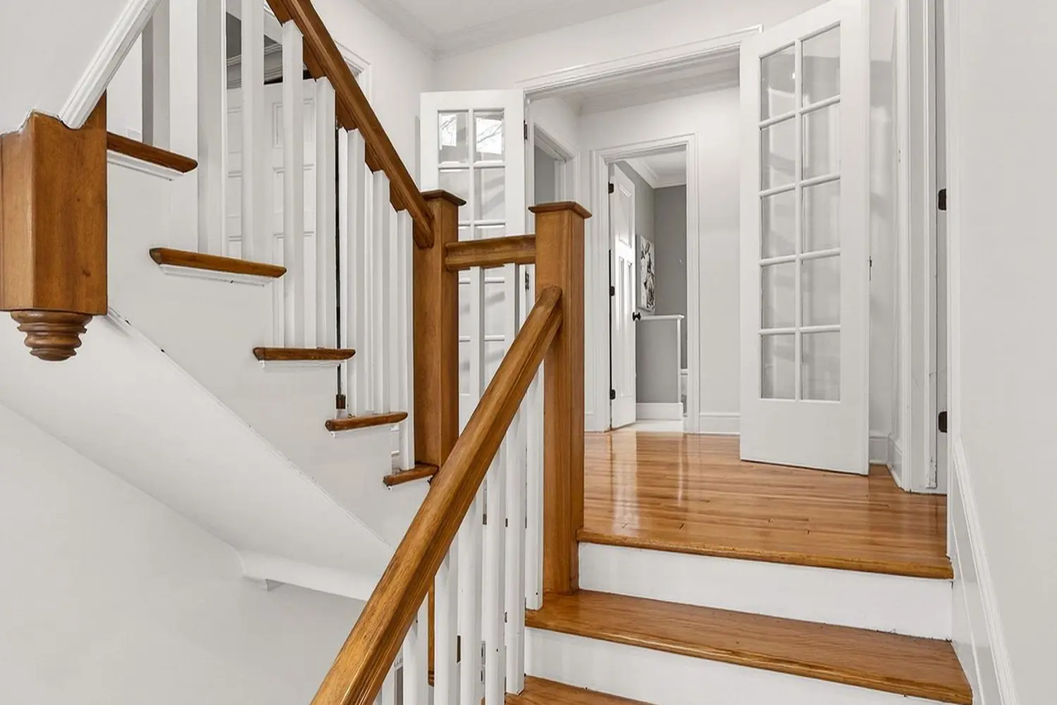 Additional image 7 of 498 Queen Elizabeth Drive