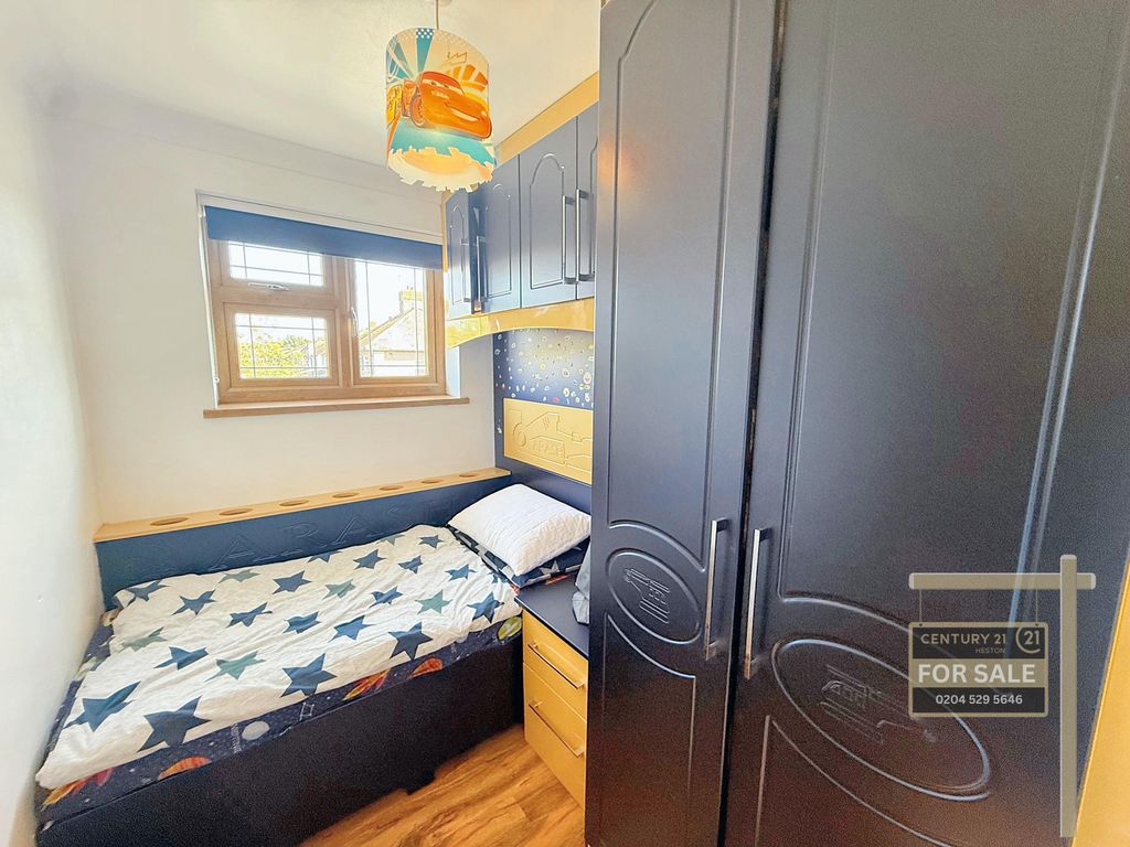 Additional image 12 of 5 bed semi-detached house for saleOxford Avenue, Hayes UB3