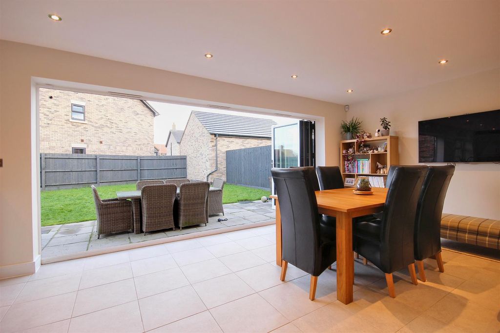 Additional image 19 of 5 bed detached house for saleEyre Grove, Hornsea HU18