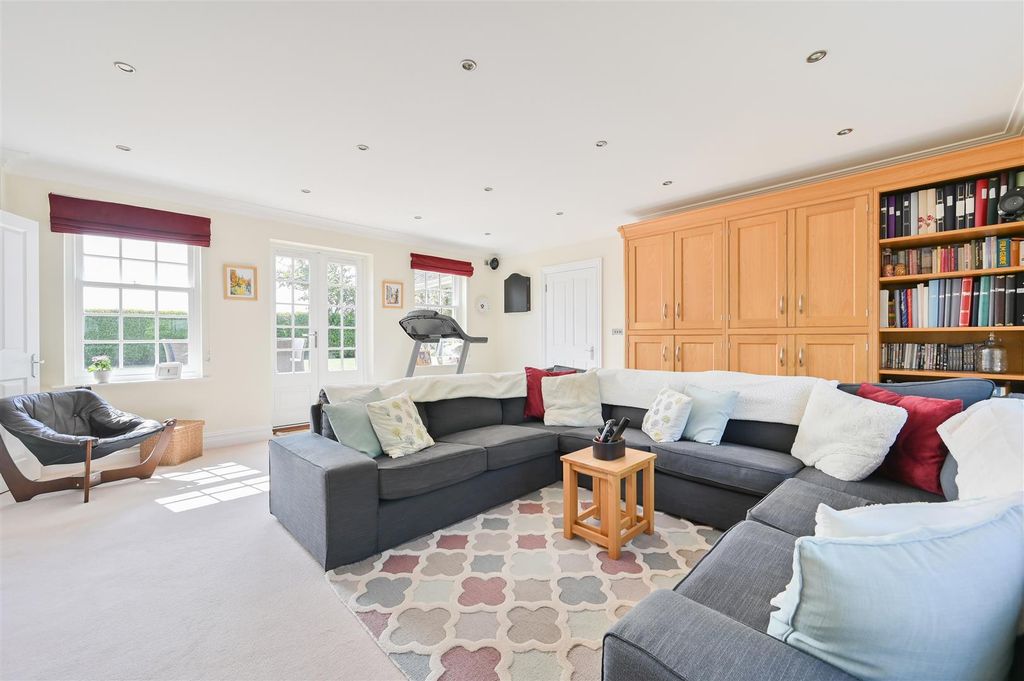 Additional image 6 of 5 bed detached house for saleProspect Lane, Harpenden AL5