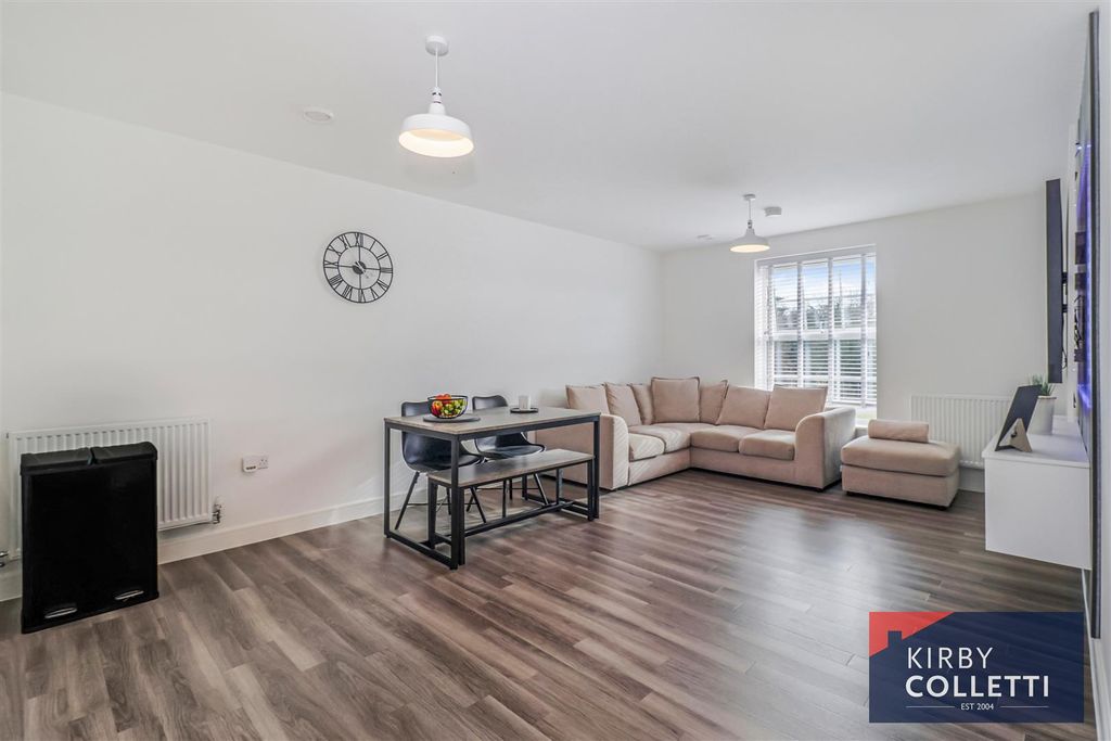 Additional image 2 of 2 bed flat for saleSchofield Way, Hoddesdon EN11
