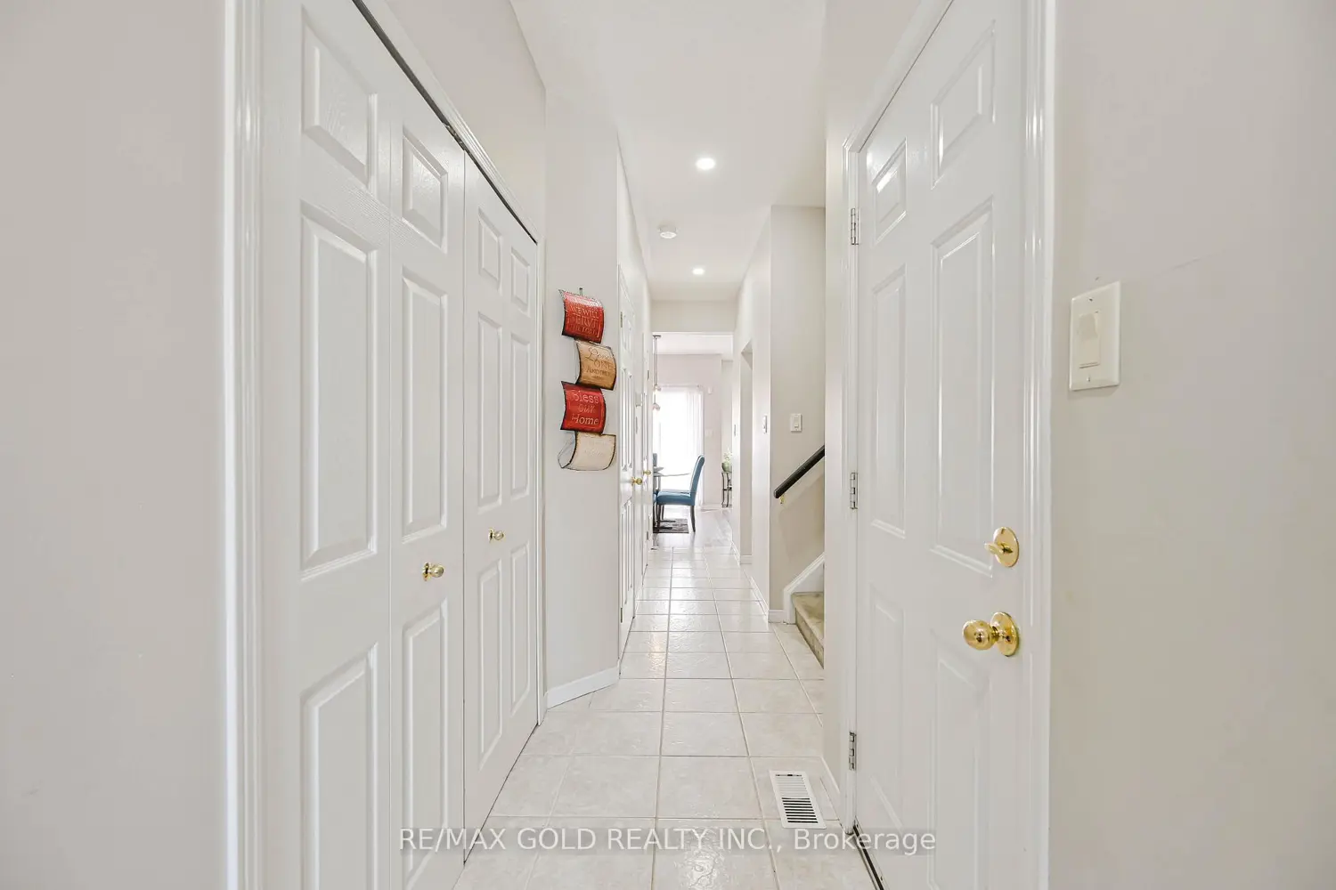 81 Valridge Drive 9 photo 3