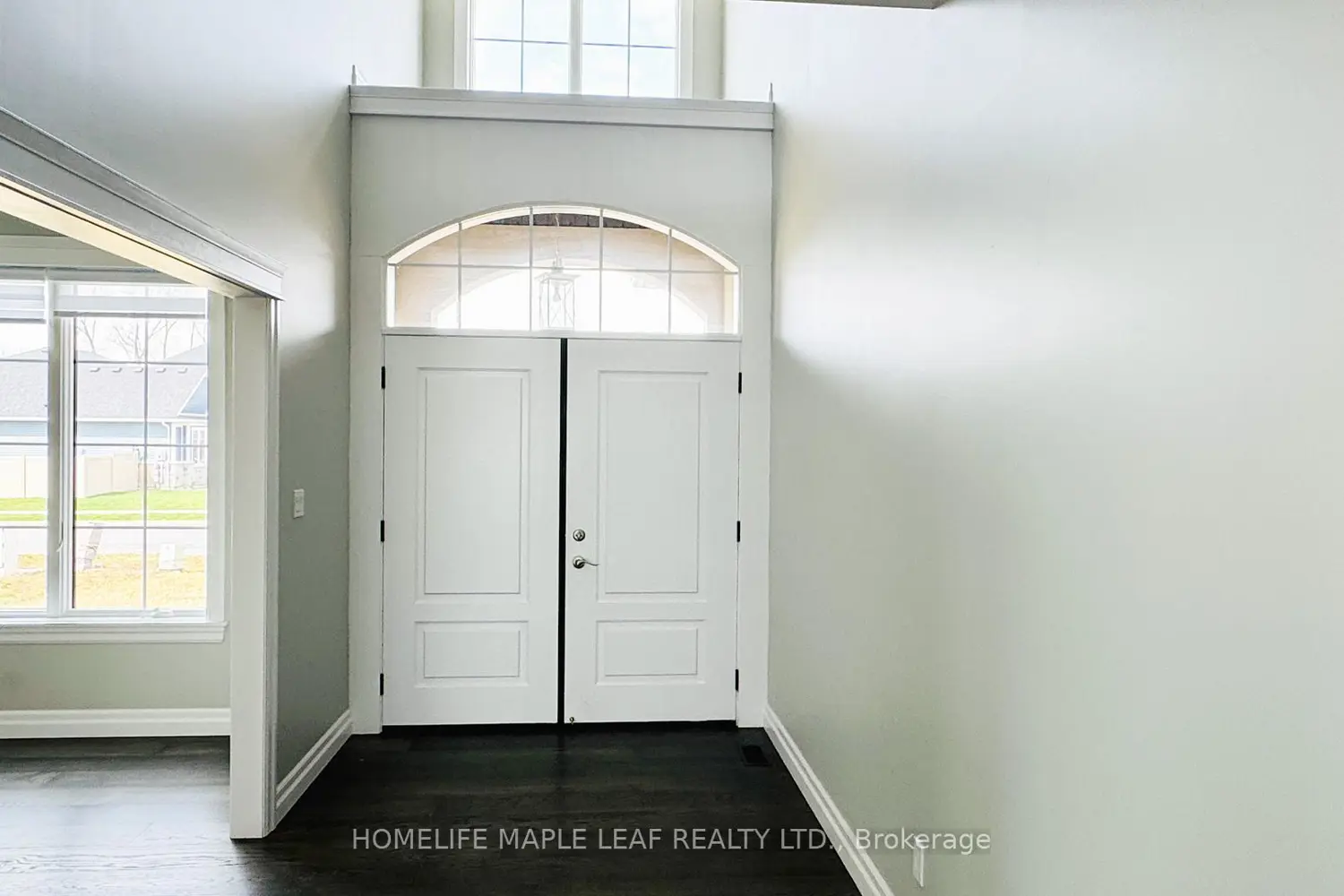 310 Blake Avenue photo 3