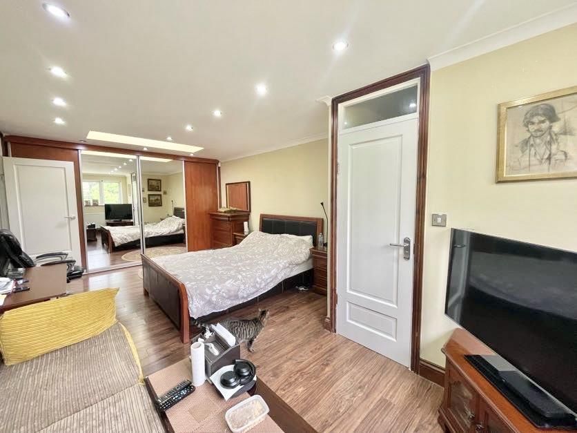 Additional image 13 of 5 bed detached house for saleMinterne Waye, Hayes UB4