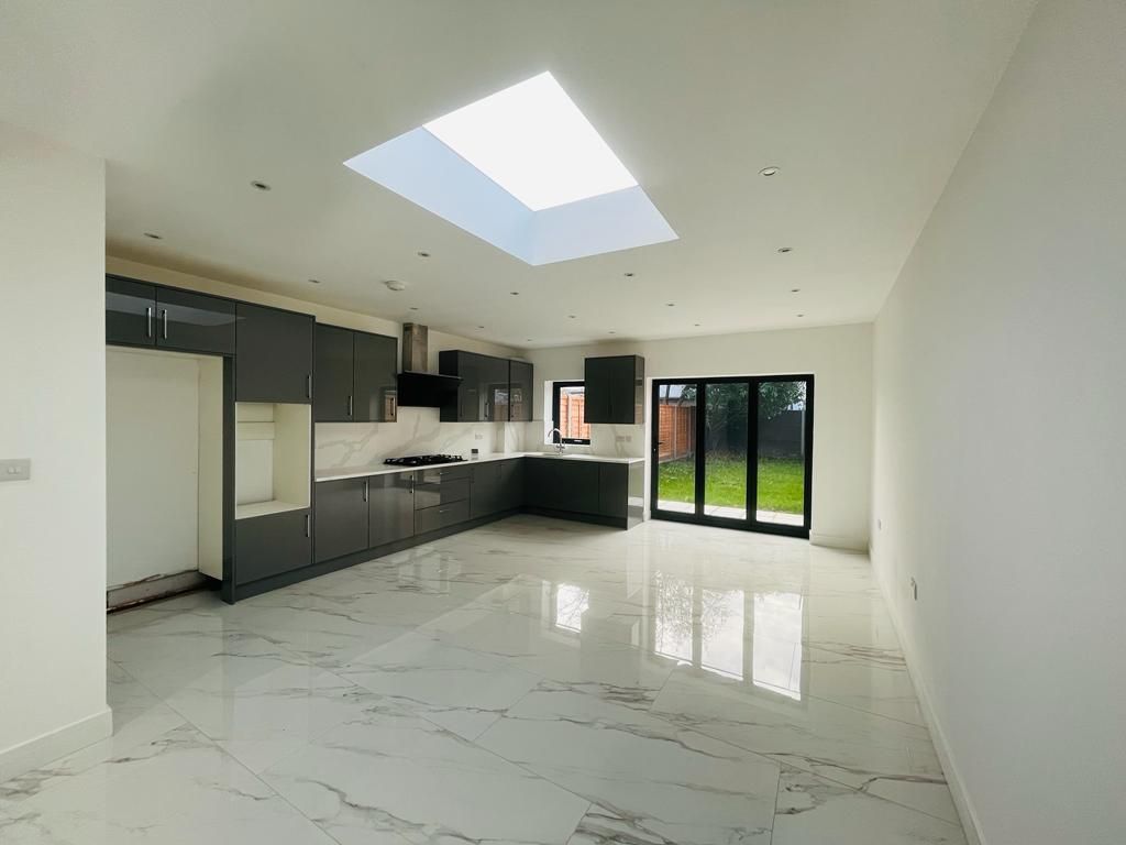 Additional image 3 of 5 bed end terrace house for saleVincent Road, Hounslow TW4