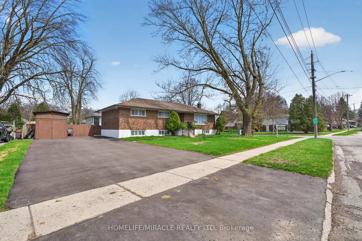 53 Nicklin Crescent