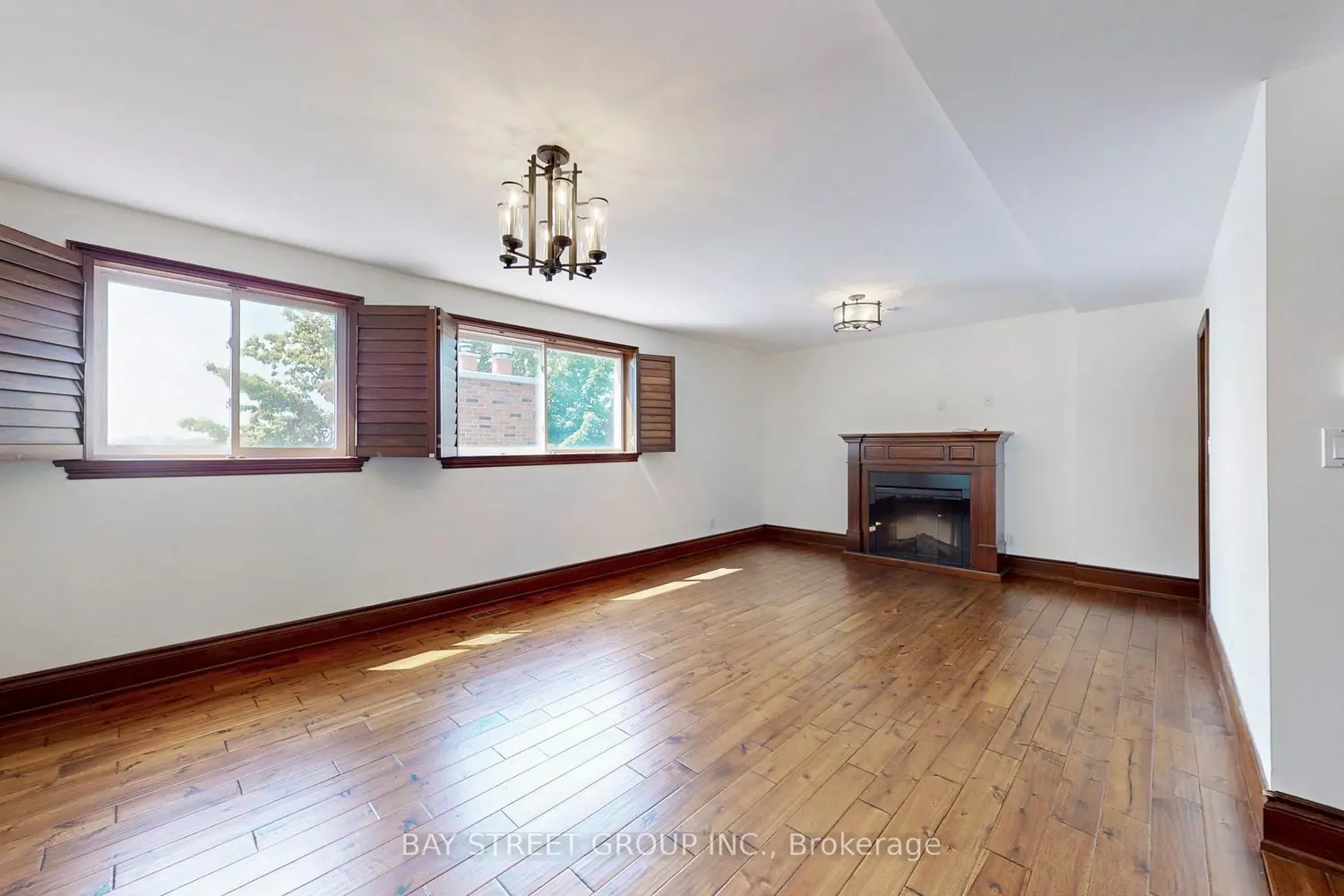 3784 Tuppy Drive photo 3