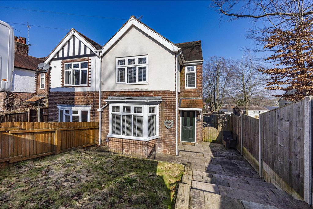 3 bed semi-detached house for saleHands Road, Heanor DE75