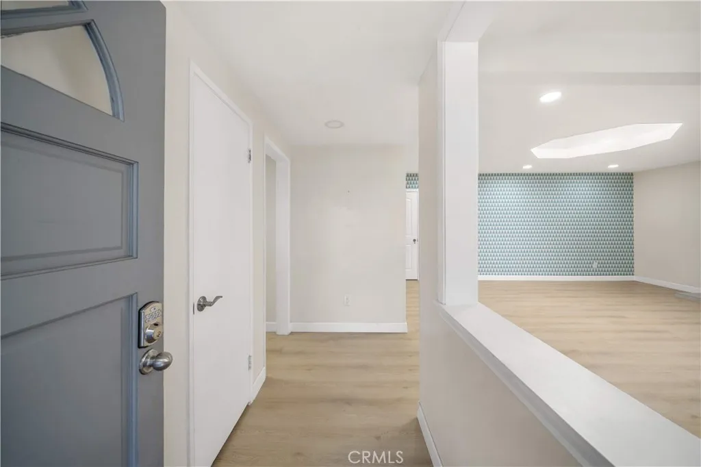 912 W Hill Ave, Fullerton, CA 92832 photo 4