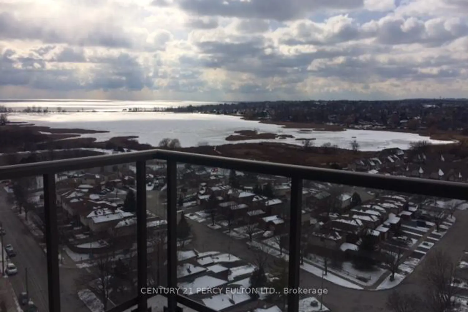 Additional image 9 of 1215 Bayly Street 1409